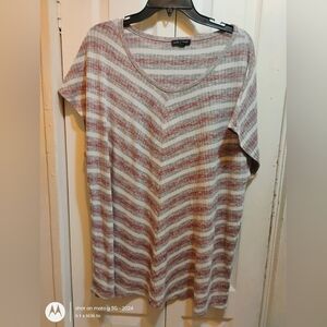 Lane Bryant Short Sleeve Top with Red and Gray Chevron Stripes